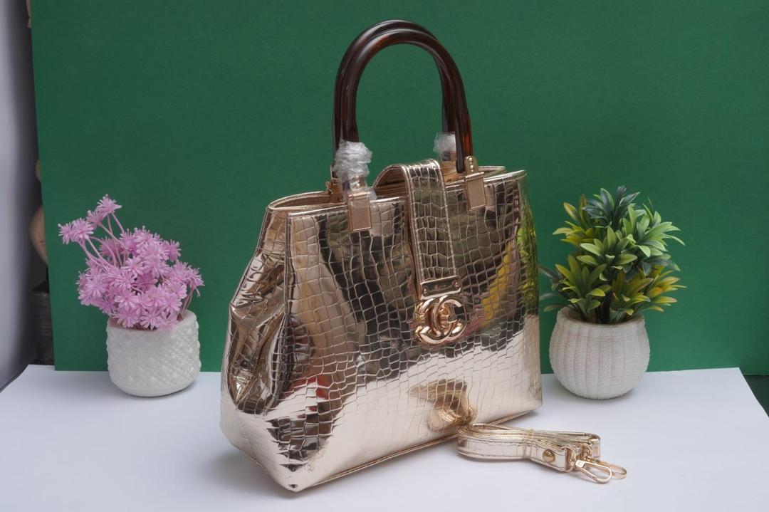 Woden style Women's PU Leather Textured Hand Bag